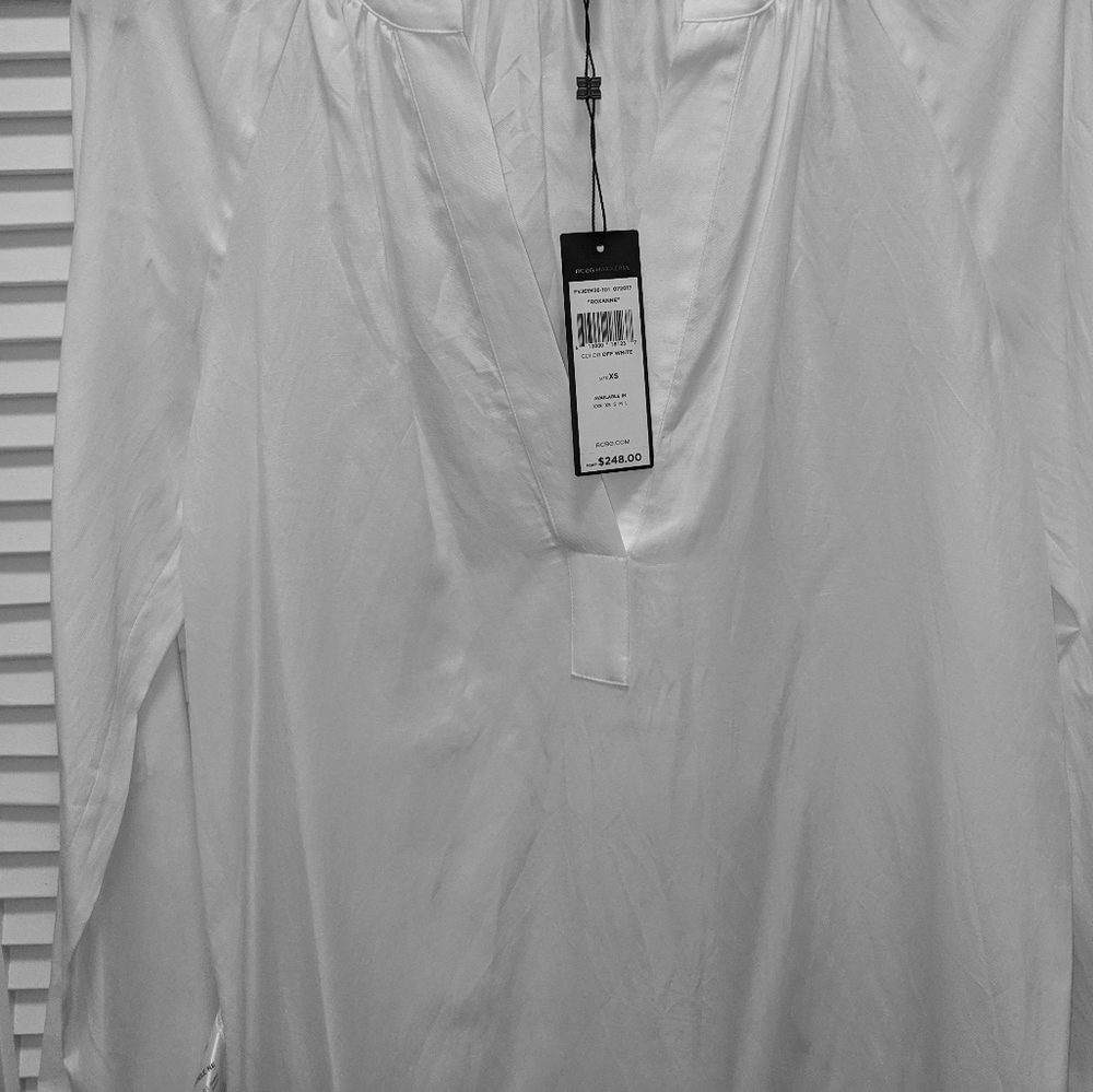 White chic long sleeve comfortable tunic dress.